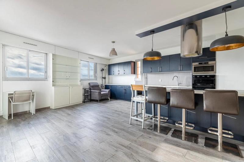 Appartement - 81 m² - 3 pièces