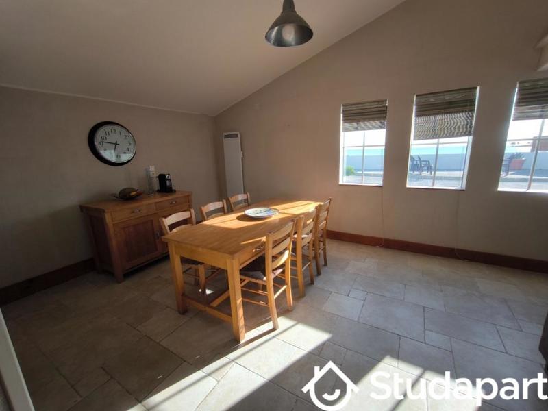 Chambre - 10 m² - 1 pièce