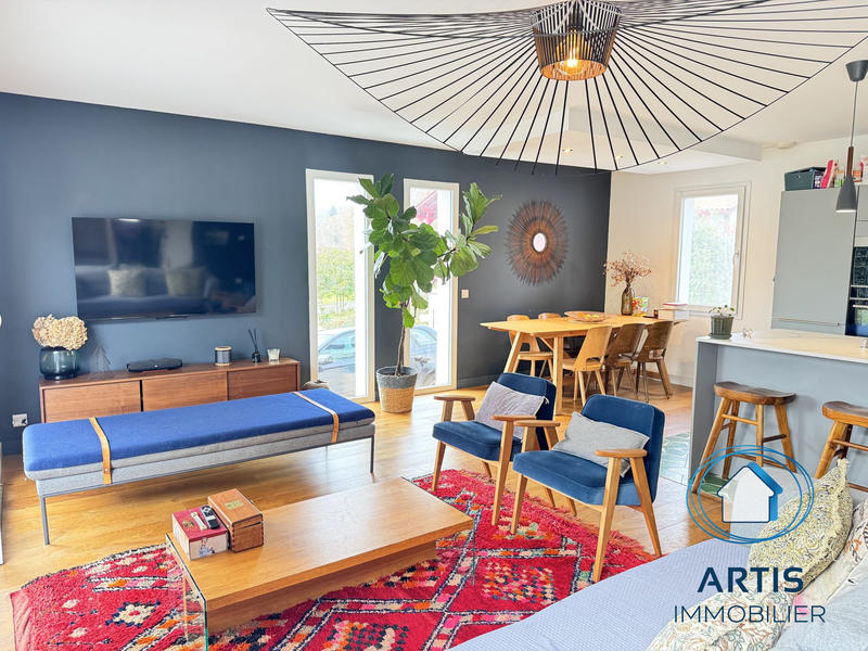 Maison - 105 m² - 4 pièces