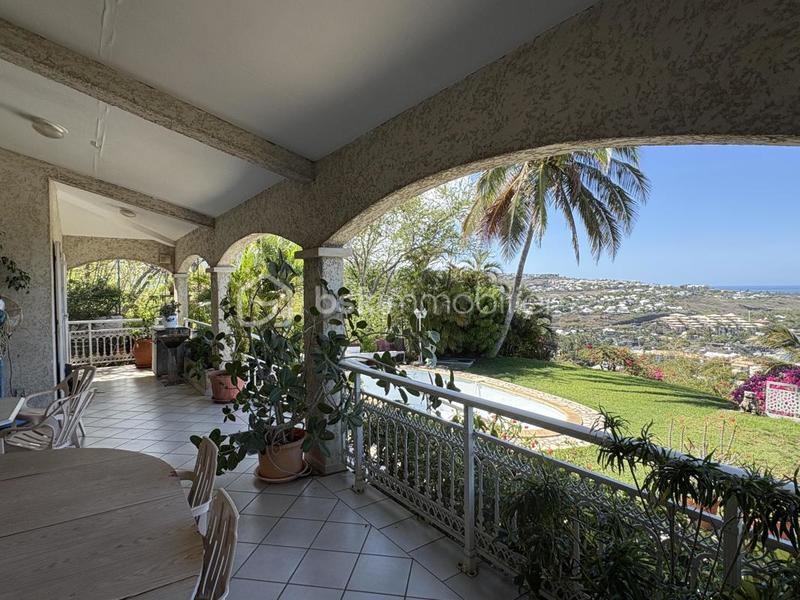 Villa - 230 m² - 5 pièces