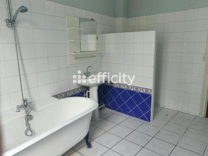 Maison - 110 m² - 4 pièces