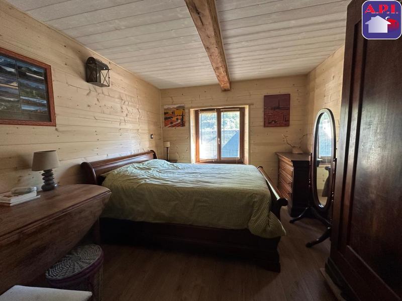 Maison - 103 m² - 4 pièces