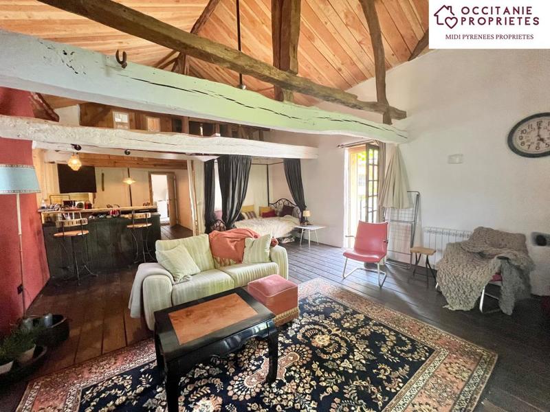 Maison de maîtres - 585 m² - 20 pièces