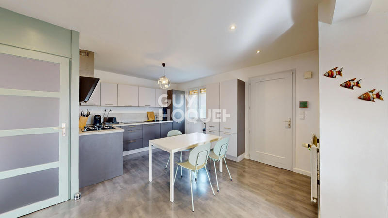 Maison - 115 m² - 6 pièces