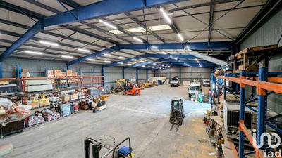 Local commercial - 1 500 m²