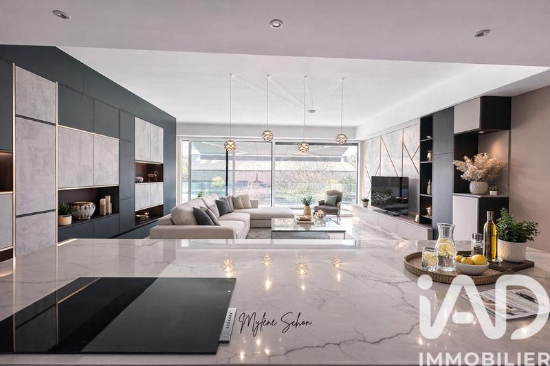 Appartement - 105 m² - 5 pièces