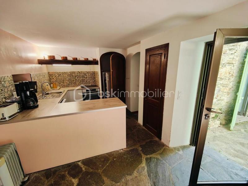 Maison en pierre - 181 m² - 6 pièces