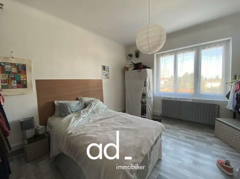 Appartement - 82 m² - 4 pièces