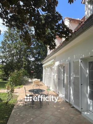 Maison - 145 m² - 6 pièces