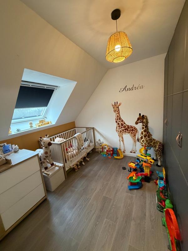 Maison - 85 m² - 7 pièces