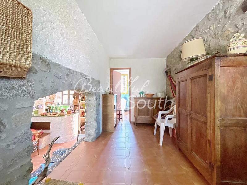 Maison - 200 m² - 7 pièces