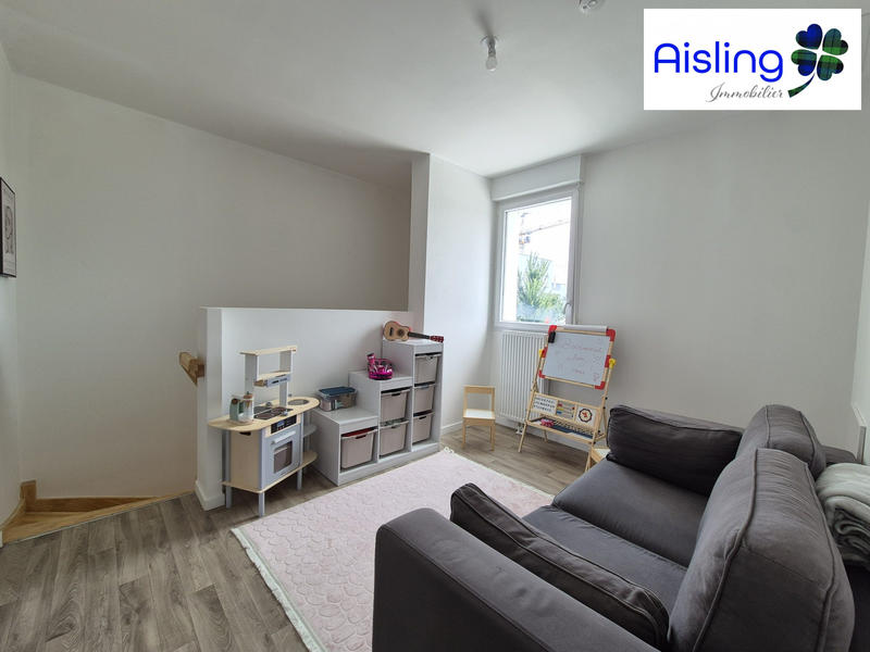 Maison - 93 m² - 4 pièces