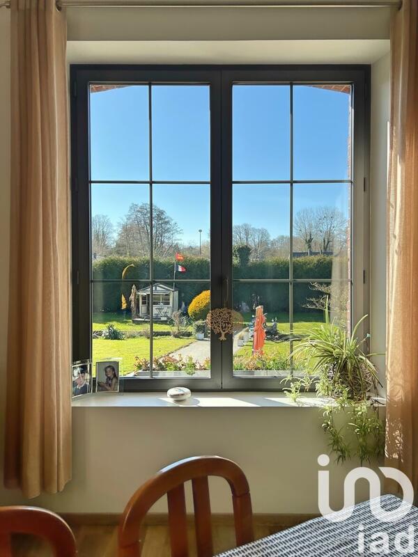 Maison - 450 m² - 18 pièces