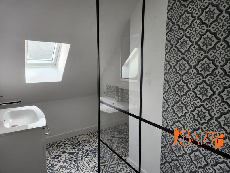 Maison ancienne - 181 m² - 7 pièces