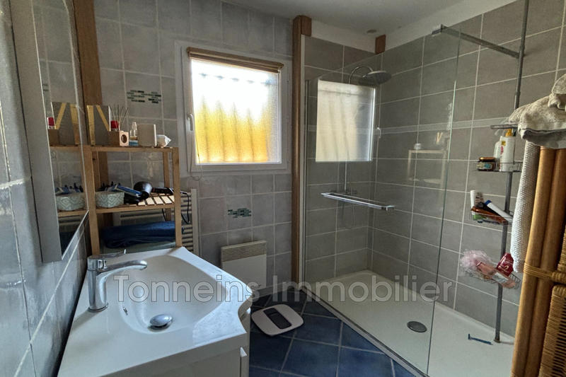 Maison - 270 m² - 8 pièces