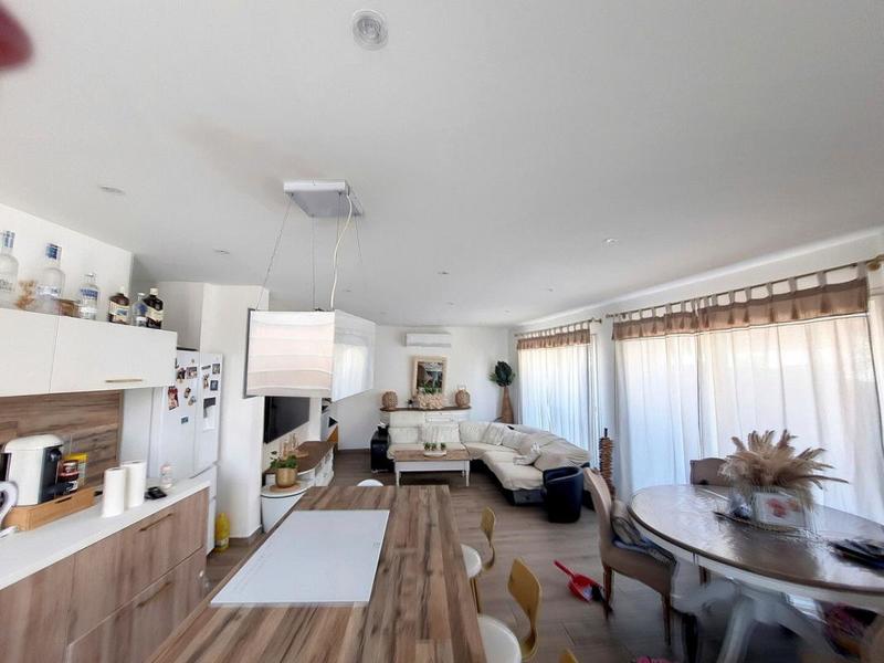 Maison - 122 m² - 5 pièces