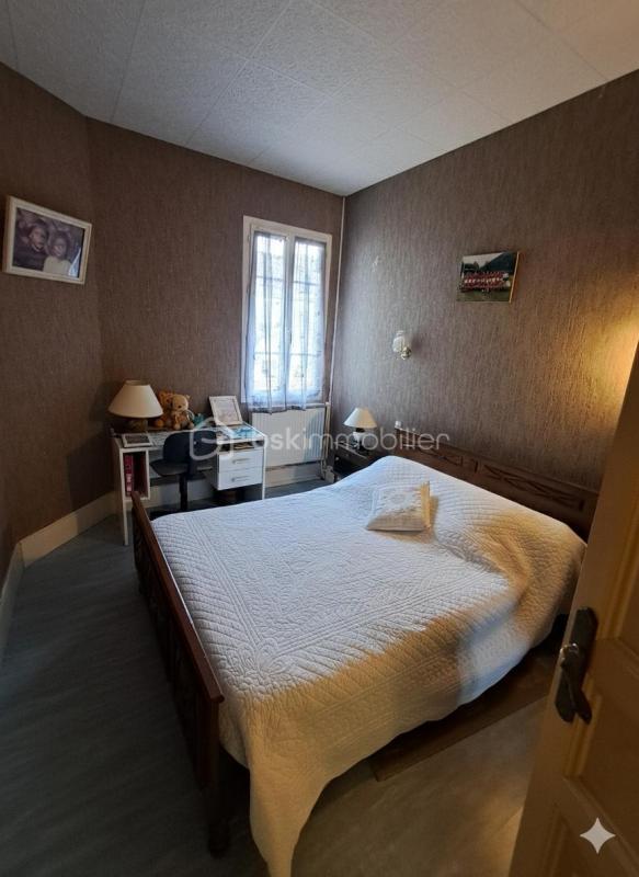 Demeure - 139 m² - 6 pièces