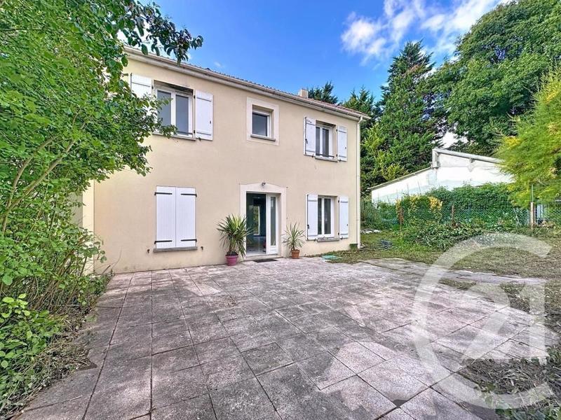 Maison - 114 m² - 7 pièces