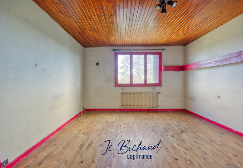 Maison - 254 m² - 6 pièces