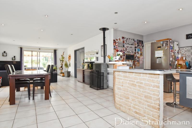 Maison - 167 m² - 6 pièces