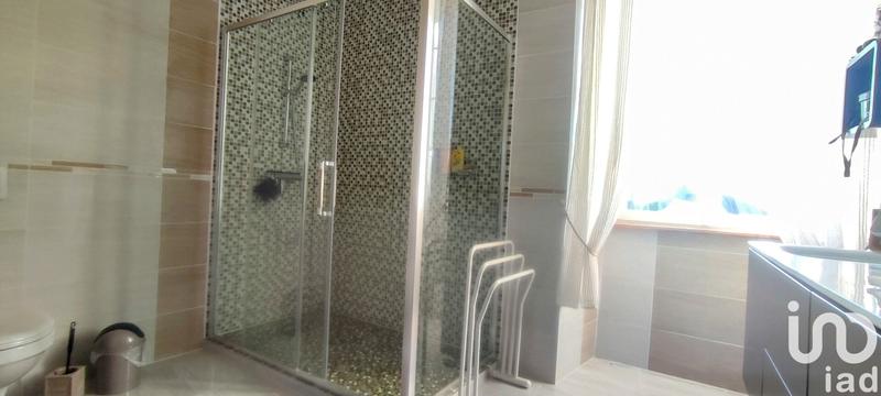 Maison - 288 m² - 8 pièces