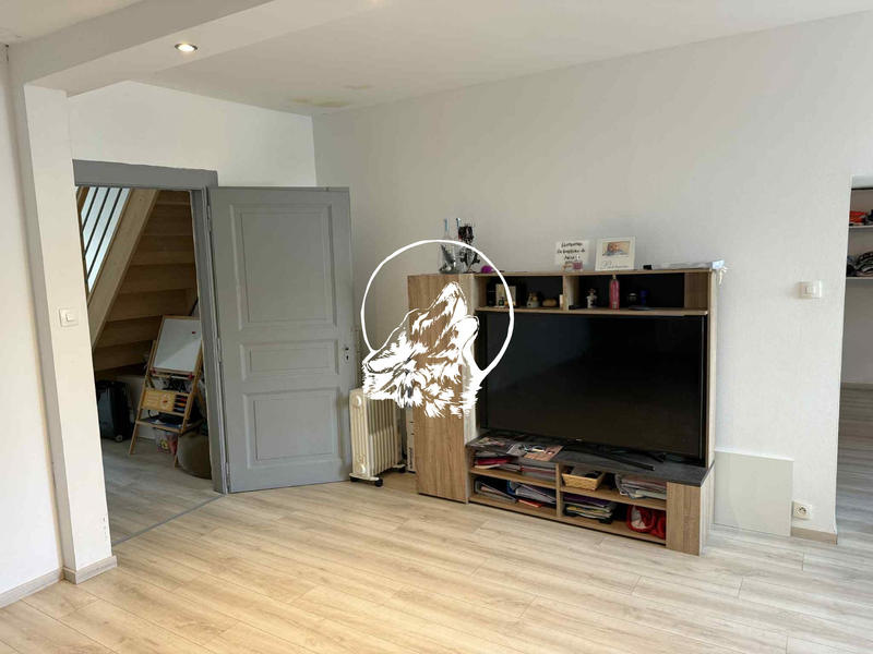 Maison - 297 m² - 9 pièces