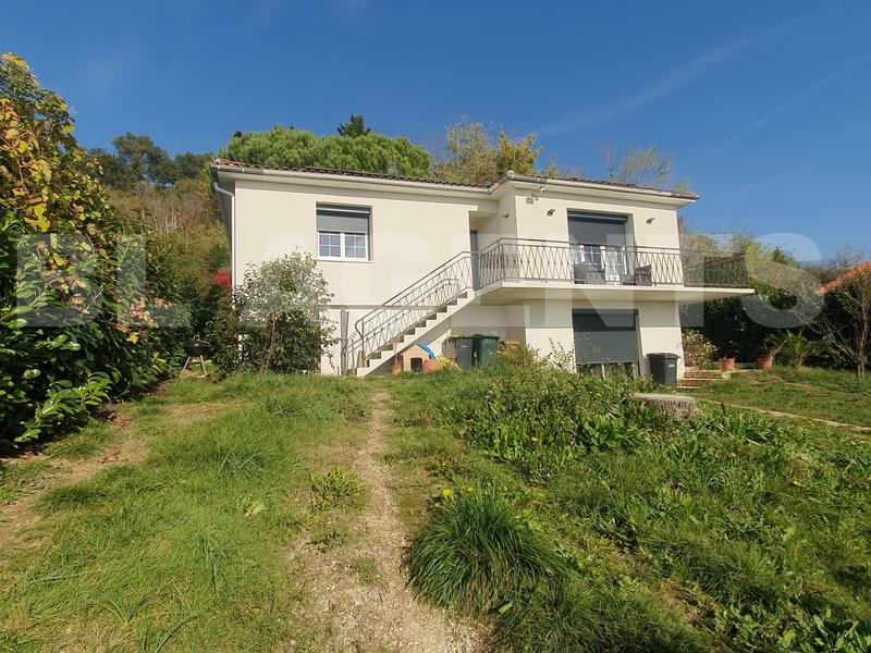 Maison - 140 m² - 6 pièces