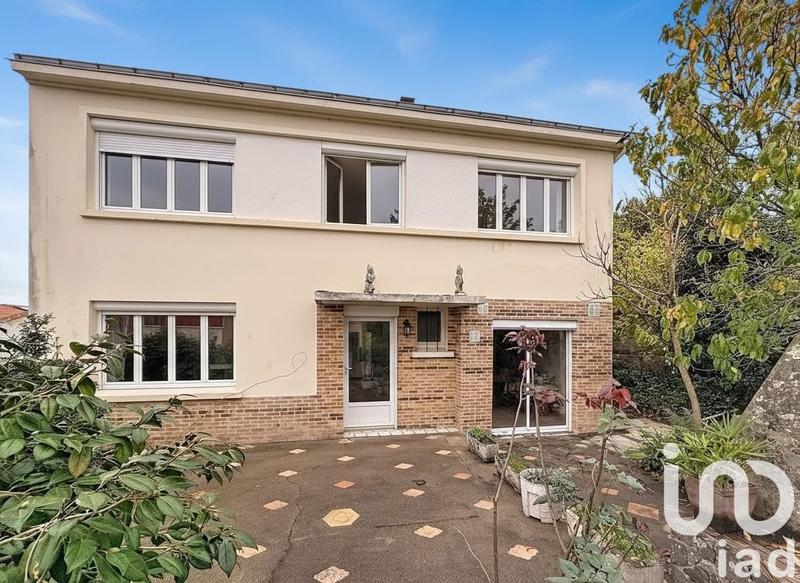 Maison - 138 m² - 7 pièces