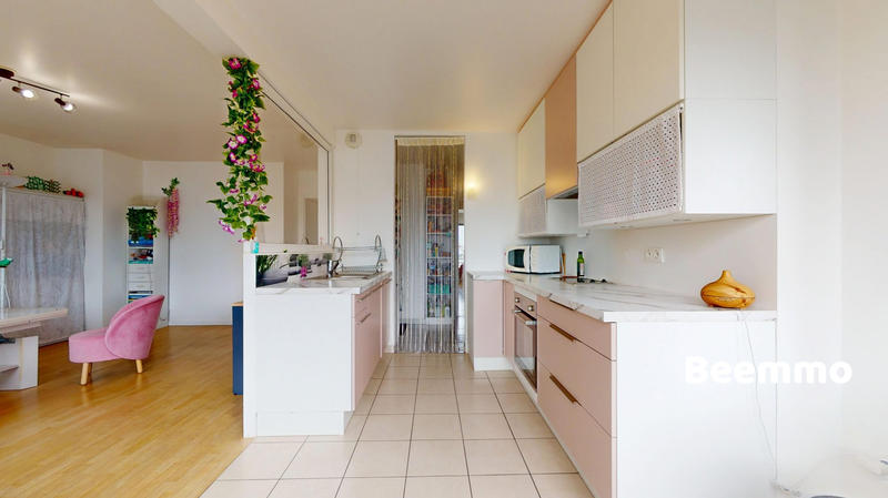 Appartement - 84 m² - 4 pièces