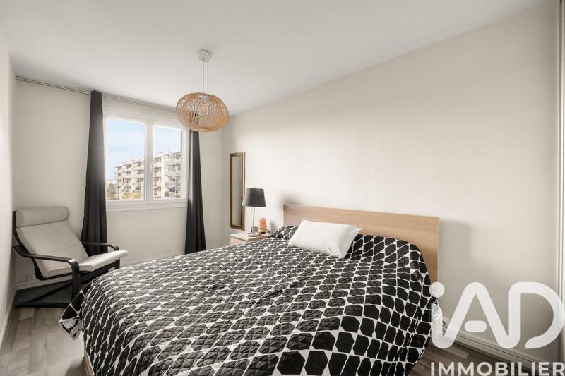 Appartement - 81 m² - 4 pièces