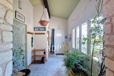 Maison - 104 m² - 4 pièces