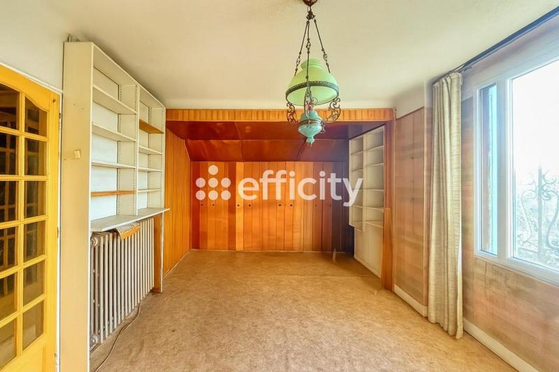 Maison - 165 m² - 7 pièces