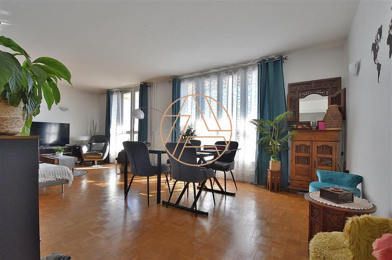 Appartement - 81 m² - 4 pièces