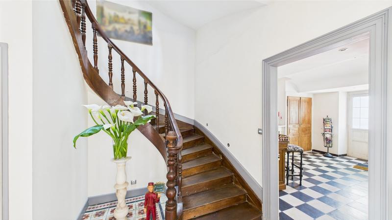 Maison de loisirs - 650 m² - 9 pièces