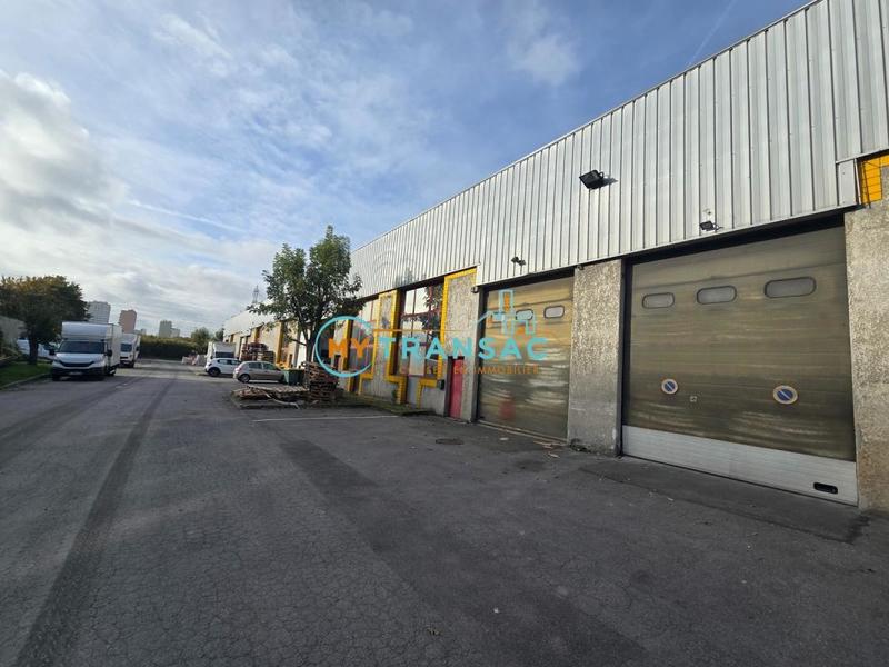 Local d'activités - 370 m²