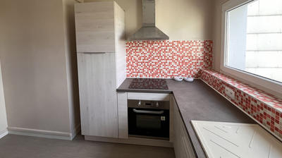 Appartement - 92 m² - 5 pièces