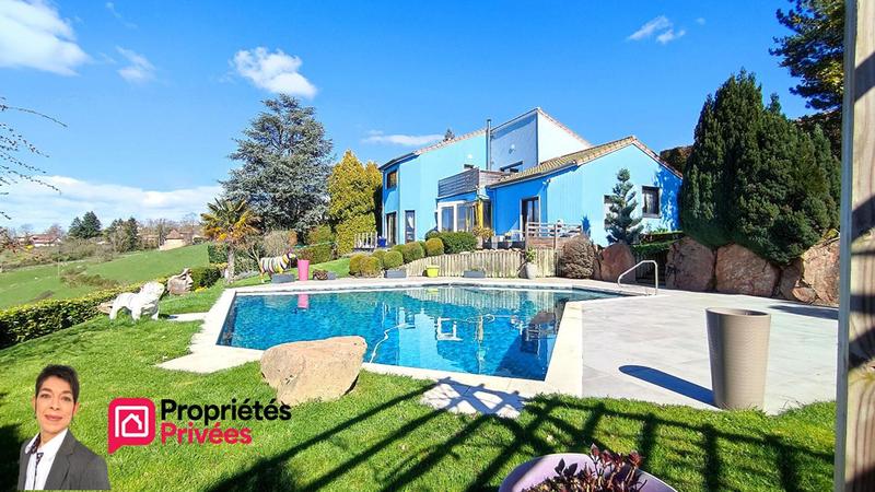 Maison - 185 m² - 7 pièces