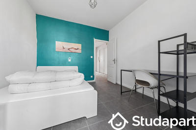 Chambre - 9 m² - 1 pièce