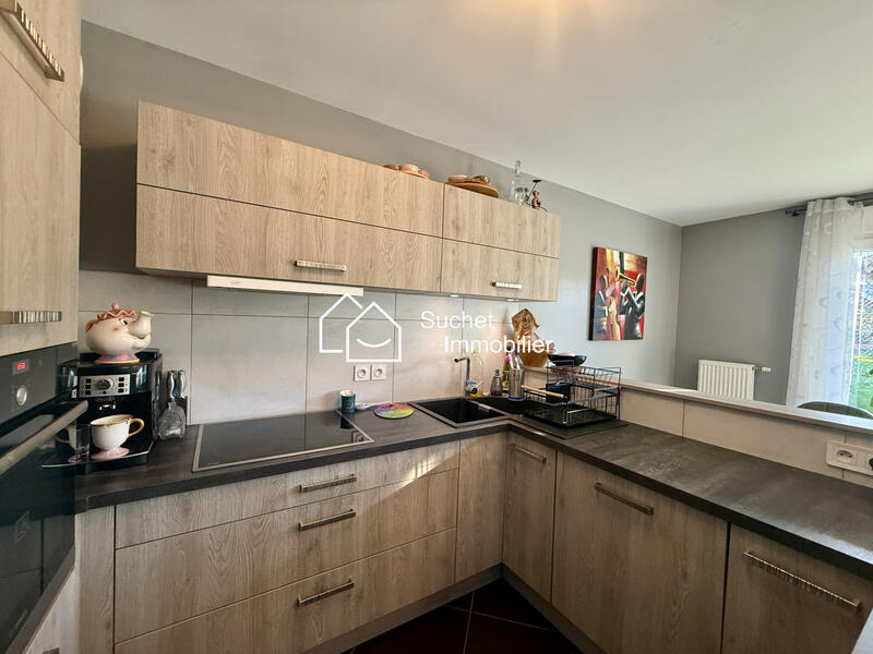 Appartement - 100 m² - 5 pièces