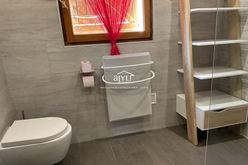 Maison - 134 m² - 5 pièces