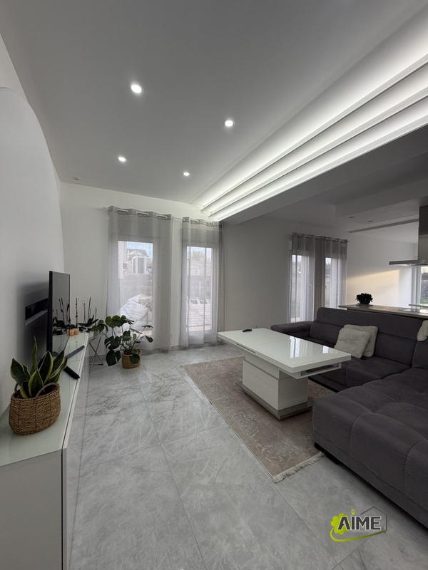 Maison - 112 m² - 5 pièces