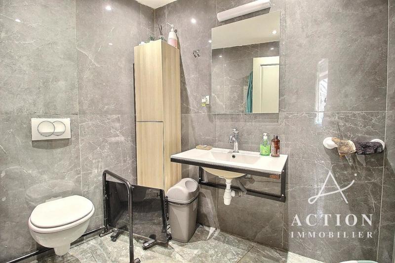 Immeuble - 220 m² - 7 pièces