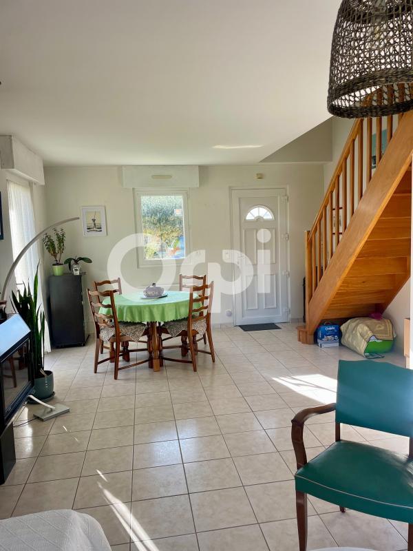 Maison - 95 m² - 4 pièces