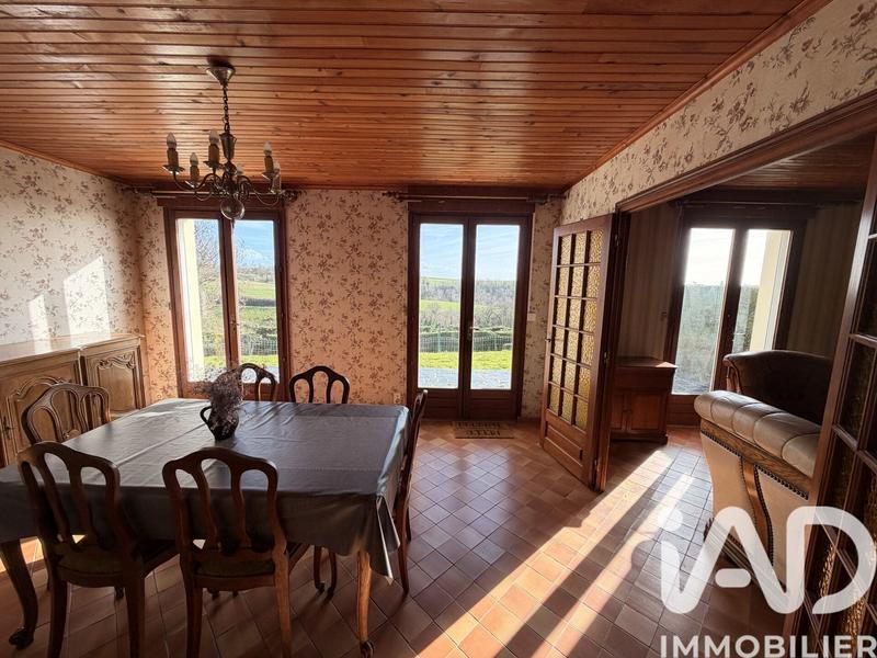 Maison - 120 m² - 4 pièces