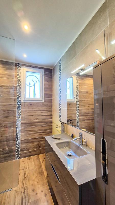 Villa - 122 m² - 6 pièces