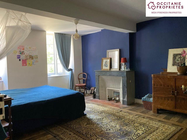 Maison de maîtres - 585 m² - 20 pièces