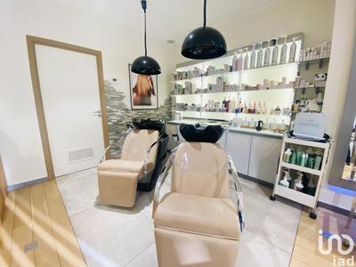 Local commercial - 110 m²