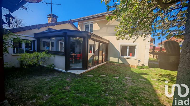 Maison - 134 m² - 8 pièces