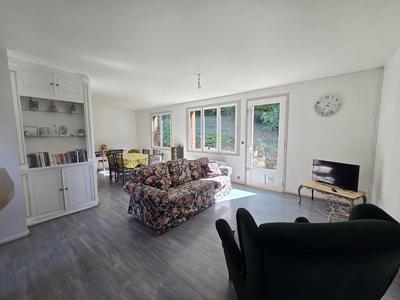 Maison - 98 m² - 4 pièces