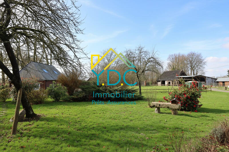 Maison - 204 m² - 12 pièces